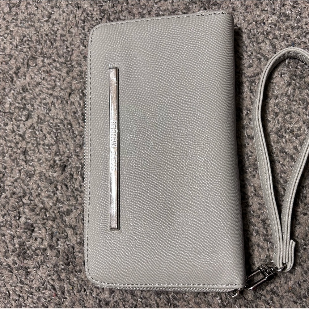 Steve Madden Wallet